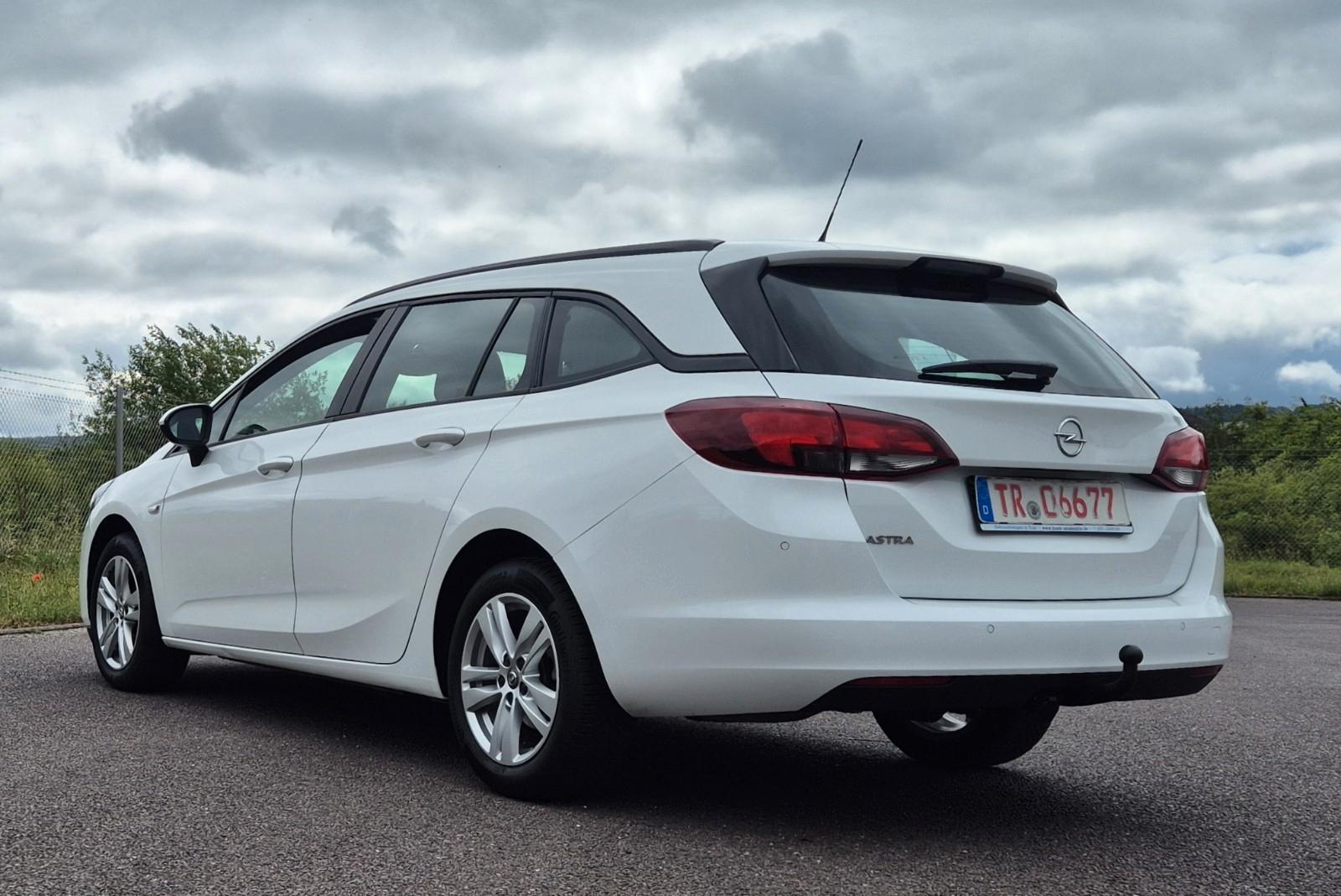 Opel Astra K Sports Tourer Edition, AHK, Carplay.