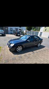 Mercedes-Benz Mercedes C Klasse W203 270CDI/TÜV/Klima/Si... - Mercedes-Benz 270 Gebrauchtwagen