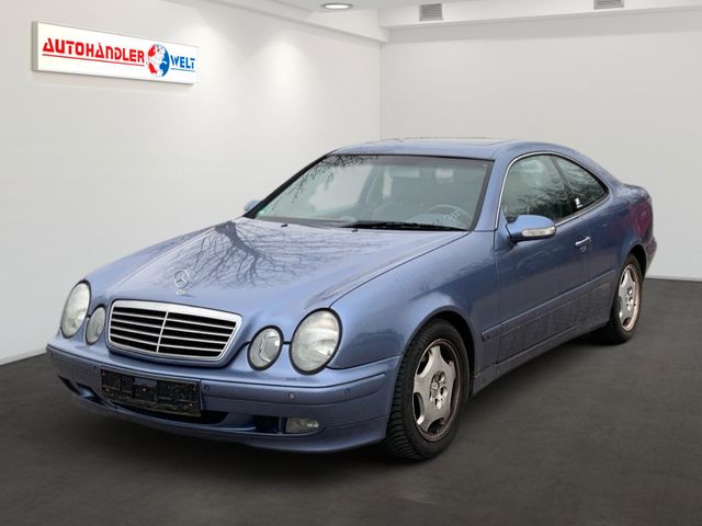 Mercedes-Benz CLK 200 K Automatik Avantgarde SHZ PDC Tempo