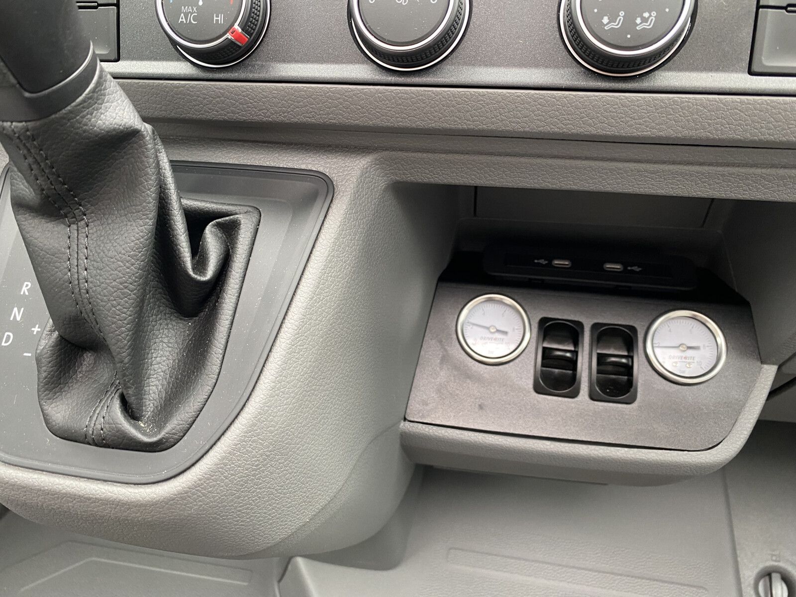 Fahrzeugabbildung Knaus Van TI VW VANSATION 640 MEG