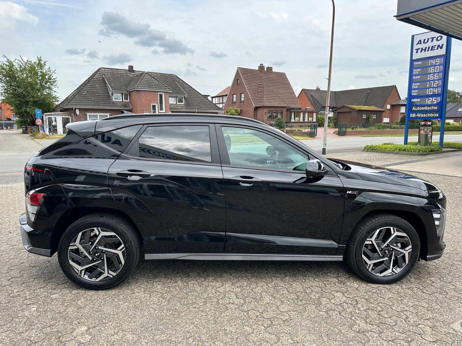 Fahrzeugabbildung Hyundai KONA 1.6 T-GDI N Line DCT Navi/ACC/Shzg/PDC/18"