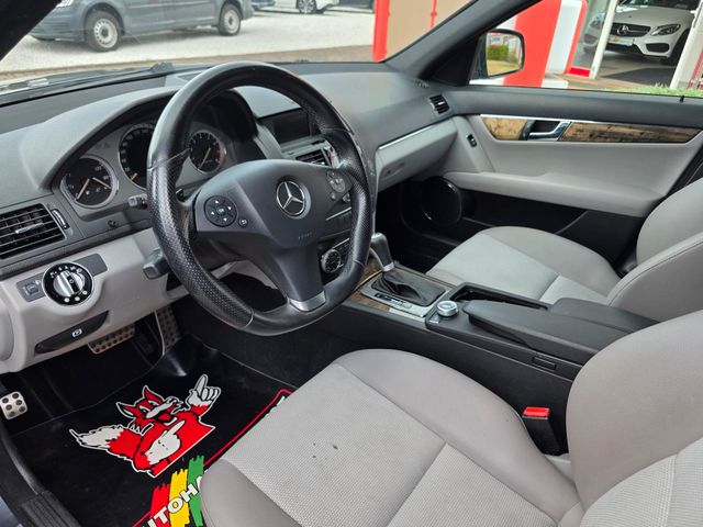 MERCEDES-BENZ C 200 — Foto 15