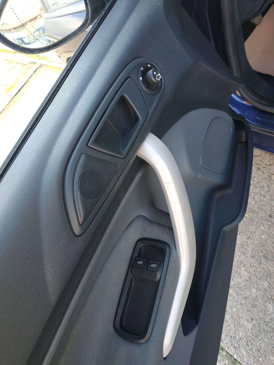 Fiesta 1.4 Titanium/ TÜV NEU/ Winterpaket/ Sitzh – Bild 14