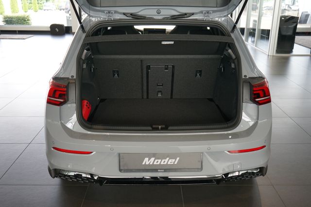 Volkswagen Golf 2.0 TDI DSG R-Line | Pano | HuD | FACELIFT