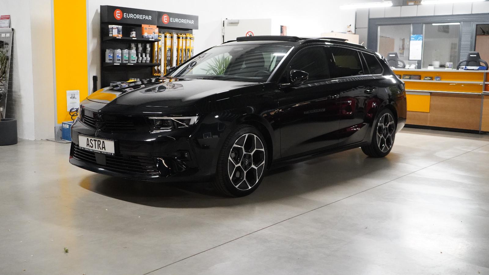 Opel Astra L ST Ultimate - AHK/Matrix LED/HUD/ACC/Pan