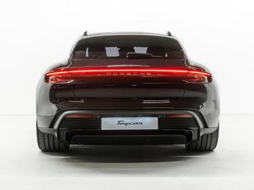 صورة 4 لـ 2025 Porsche TAYCAN
