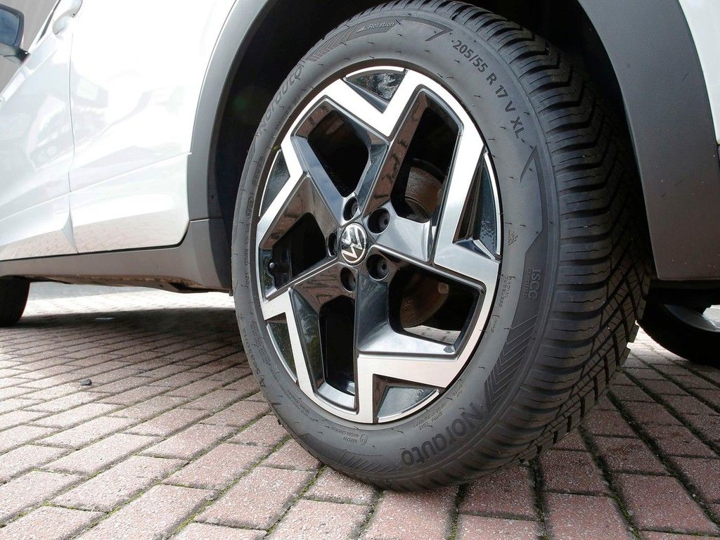 Volkswagen T-Cross 1.5 TSI DSG R-Line 17 ACC NAVI LED SHZ foto 5