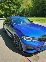 BMW 330e M Sport Automatik M Sport G20 - : Blau, Alcantara, Plug-In Hybrid