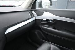 Fahrzeugabbildung Volvo XC90 D4 Autom.  Momentum*NAVI*Apple CarPlay*