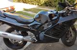 Suzuki RF900 - SUZUKI 900 R