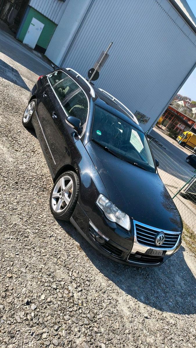 Volkswagen Passat 2007 — rear view