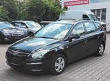 Hyundai i30 CW 1.4 Comfort  Neuer Tüv - Hyundai i30 aus 2010: I30cw