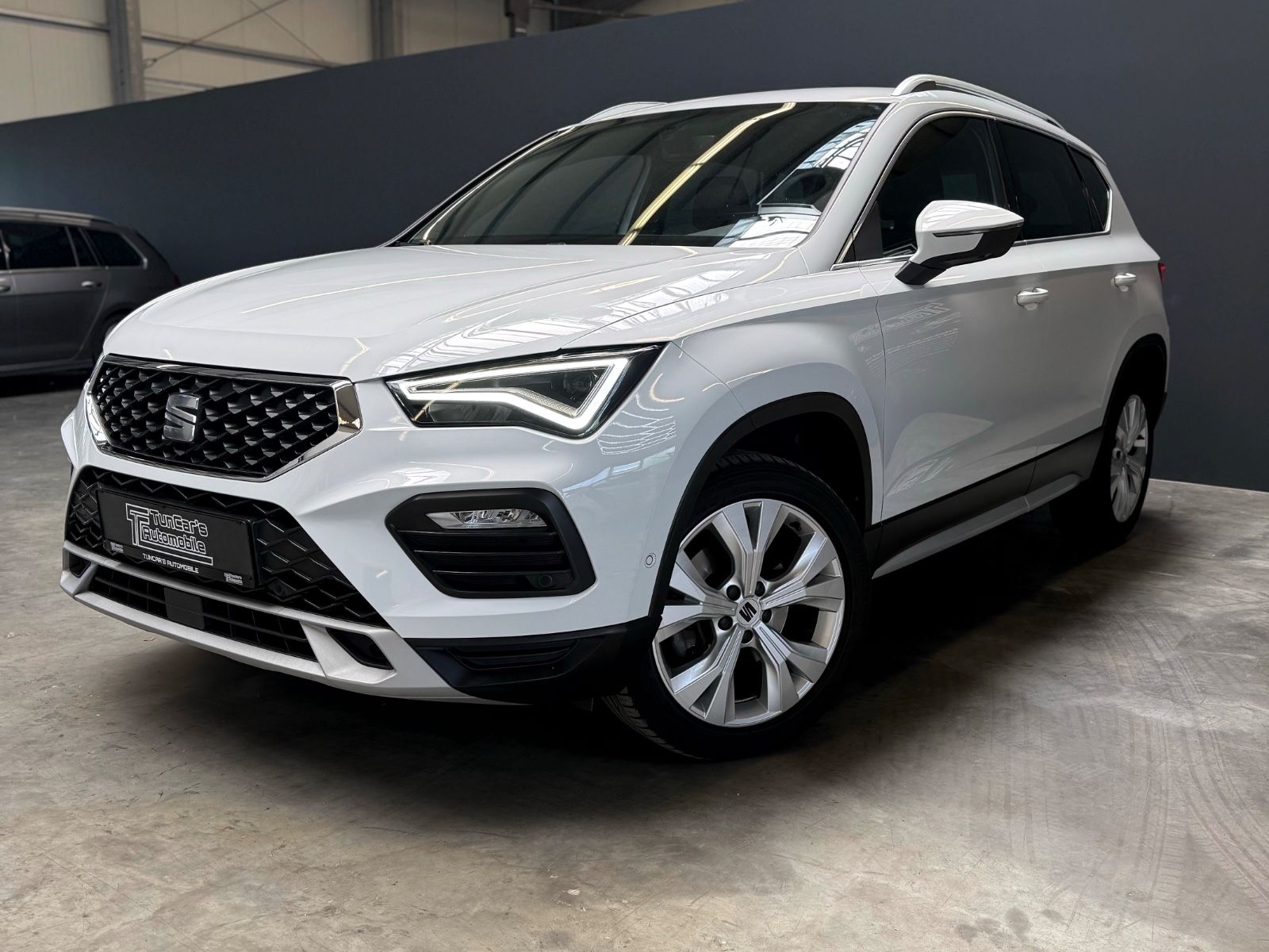 SEAT Ateca 2.0 TDI Xperience LED//AHK/Kamera/1.Hand