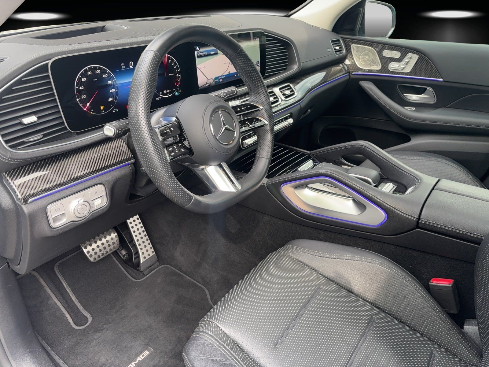 Fahrzeugabbildung Mercedes-Benz GLE400e AMG Prem AIRMATIC Carbon DISTR Pano MLED