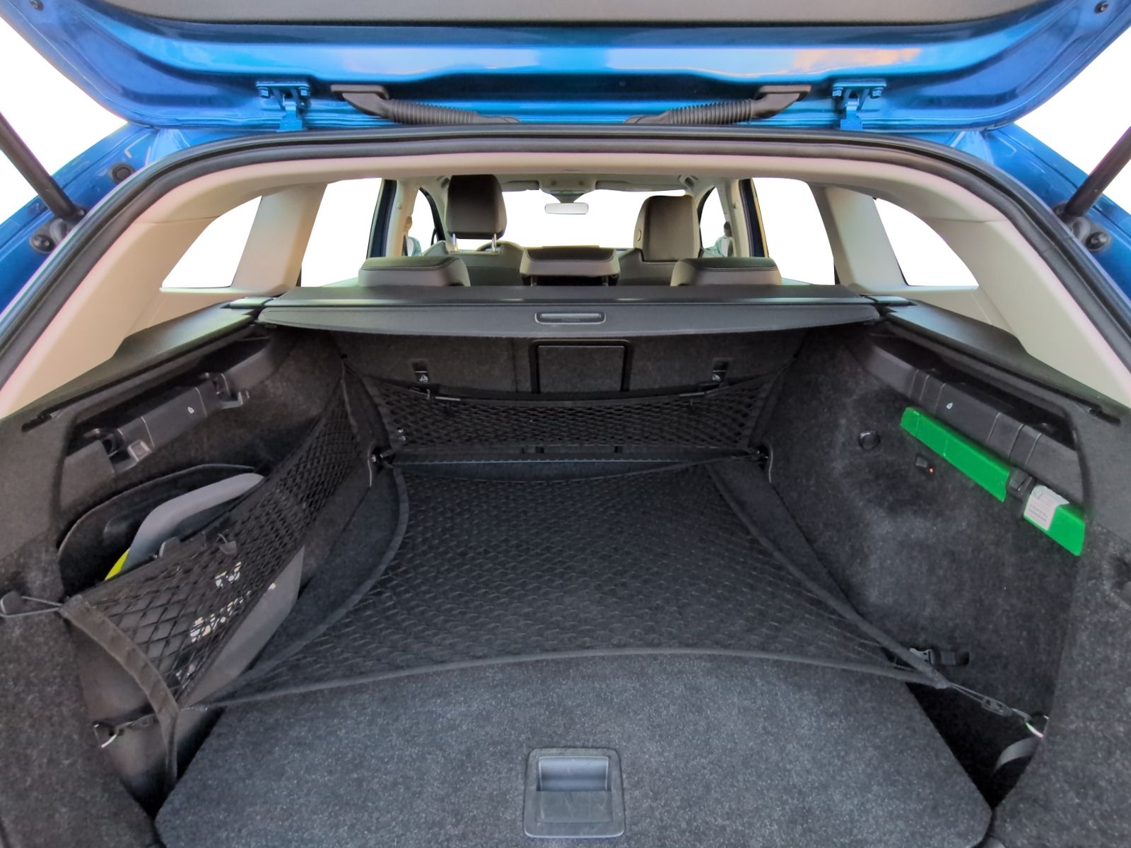 Enyaq KAMERA+AHK+NAVI+GRA