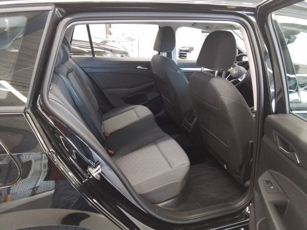 Volkswagen Golf - Bild 9