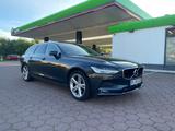 Volvo V90 D4 Momentum Geartronic Momentum - silberne Volvo V90