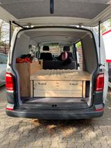 Volkswagen T6 - Wohnwagen in Frankfurt
