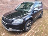 Skoda Yeti L&K Outdoor 4x4 2.0 TDI DPF - Skoda Yeti in Chemnitz