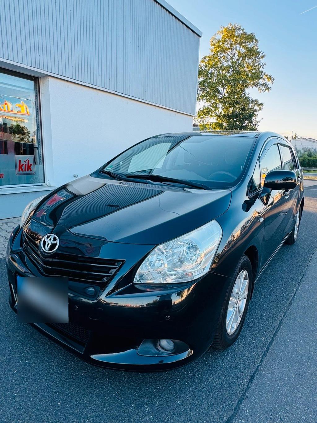 Toyota Verso 7-Sitzer mit Vollausstattung