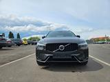 Volvo XC60 Plus Dark AWD PANORAMADACH,,,,,,,, - Volvo XC60: Allradantrieb