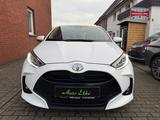 Toyota Yaris Team Deutschland 1.5"LED"SiHz"Kamera" - gebrauchte Toyota Yaris aus dem Jahr 2022