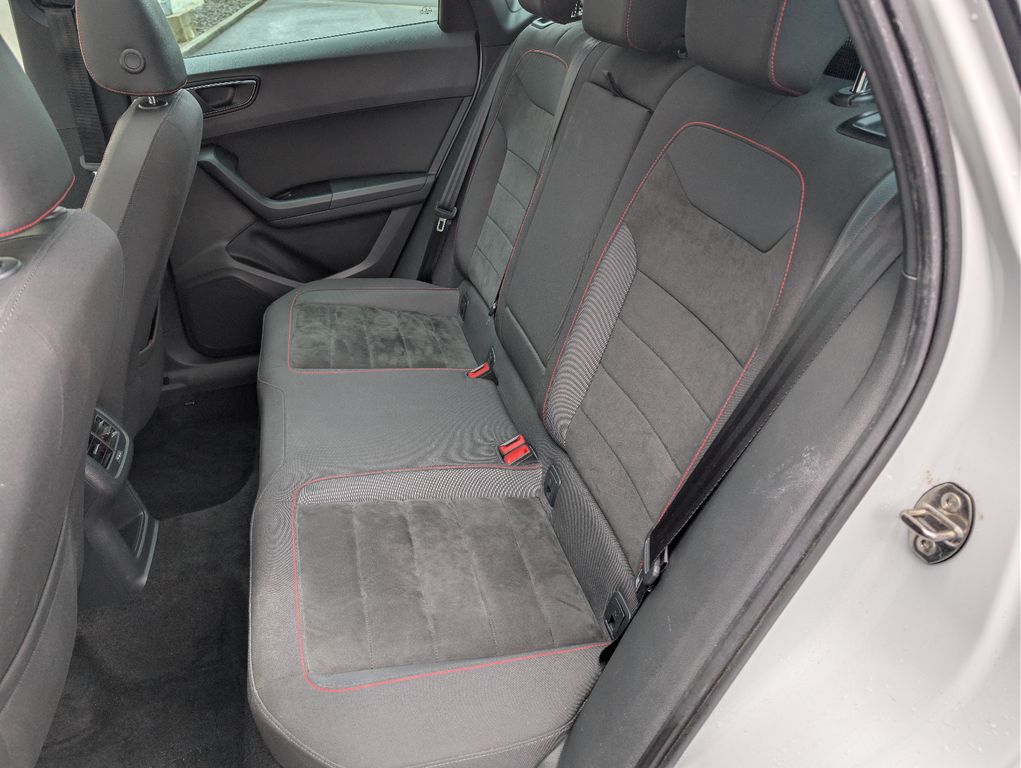 SEAT Ateca FR 4Drive 2,0TSI 190PS DSG LED Pano 1.Hand SEAT Ateca FR 4Drive 2,0TSI 190PS DSG LED Pano 1.Hand