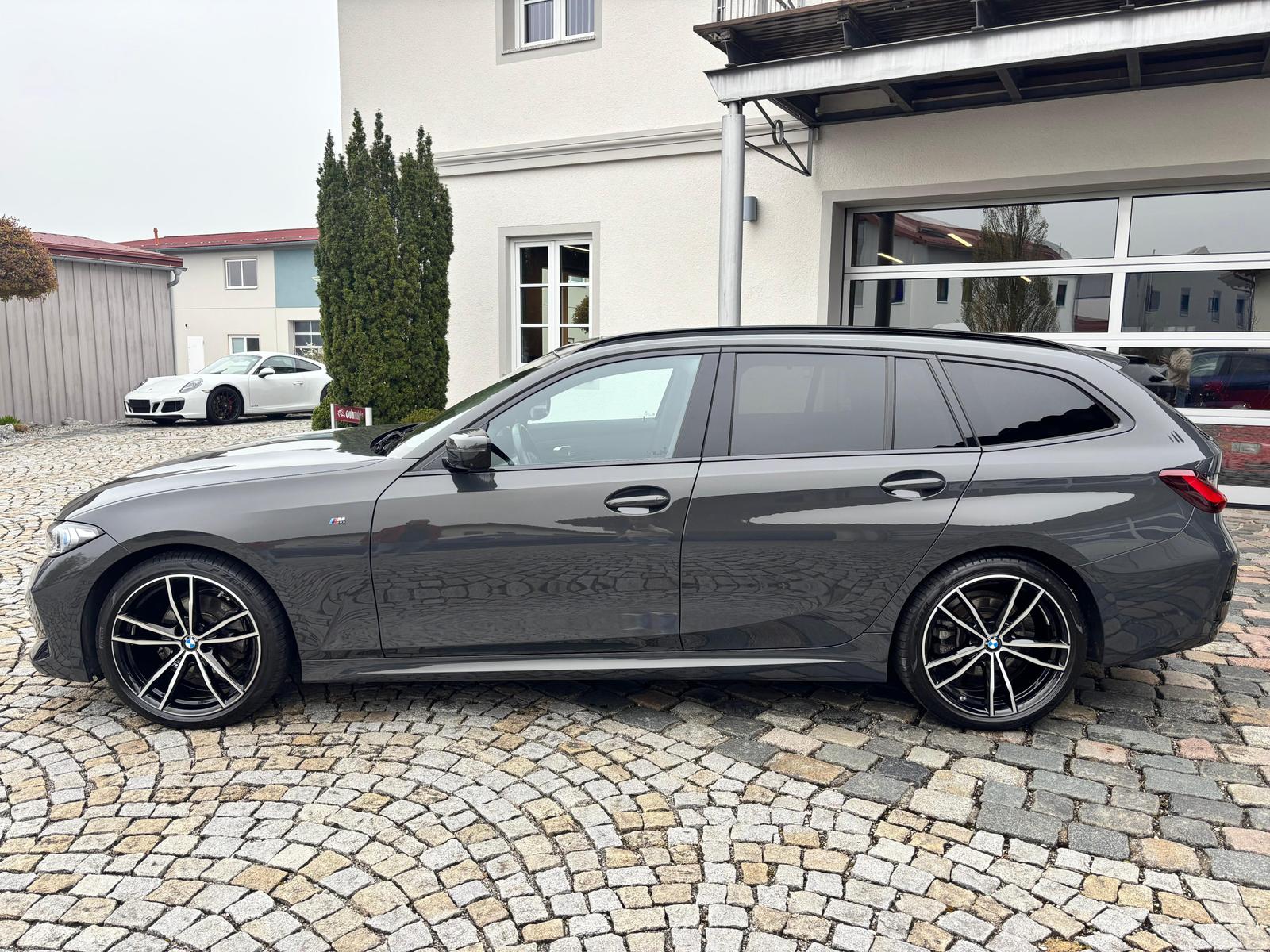 BMW 320 dX M Sport|Panorama|H&K|Dr.AssistProf|19"