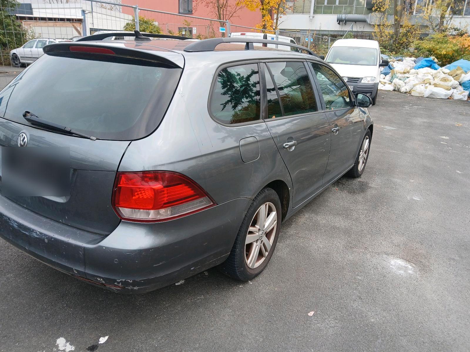 Volkswagen Golf 2013 — engine 140 HP (103kW)