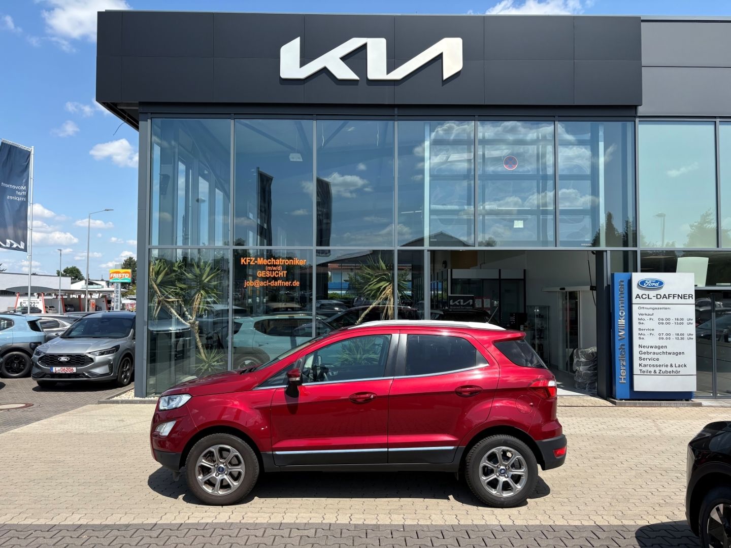 Fahrzeugabbildung Ford EcoSport Titanium Kamera SHZ Navi Klima Tempomat