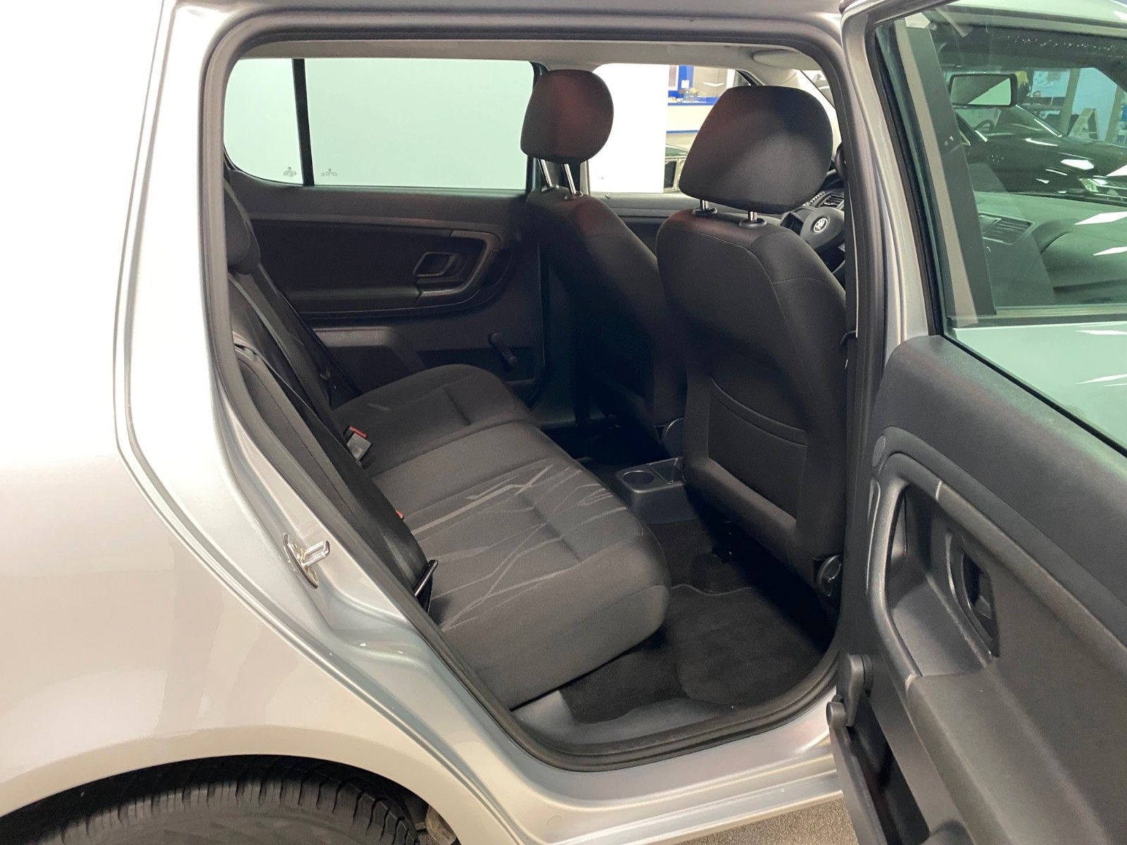 Fahrzeugabbildung SKODA Fabia 1.2l TSI 77kW Fresh+KLIMAAUTOMATIK+SHZ+PDC