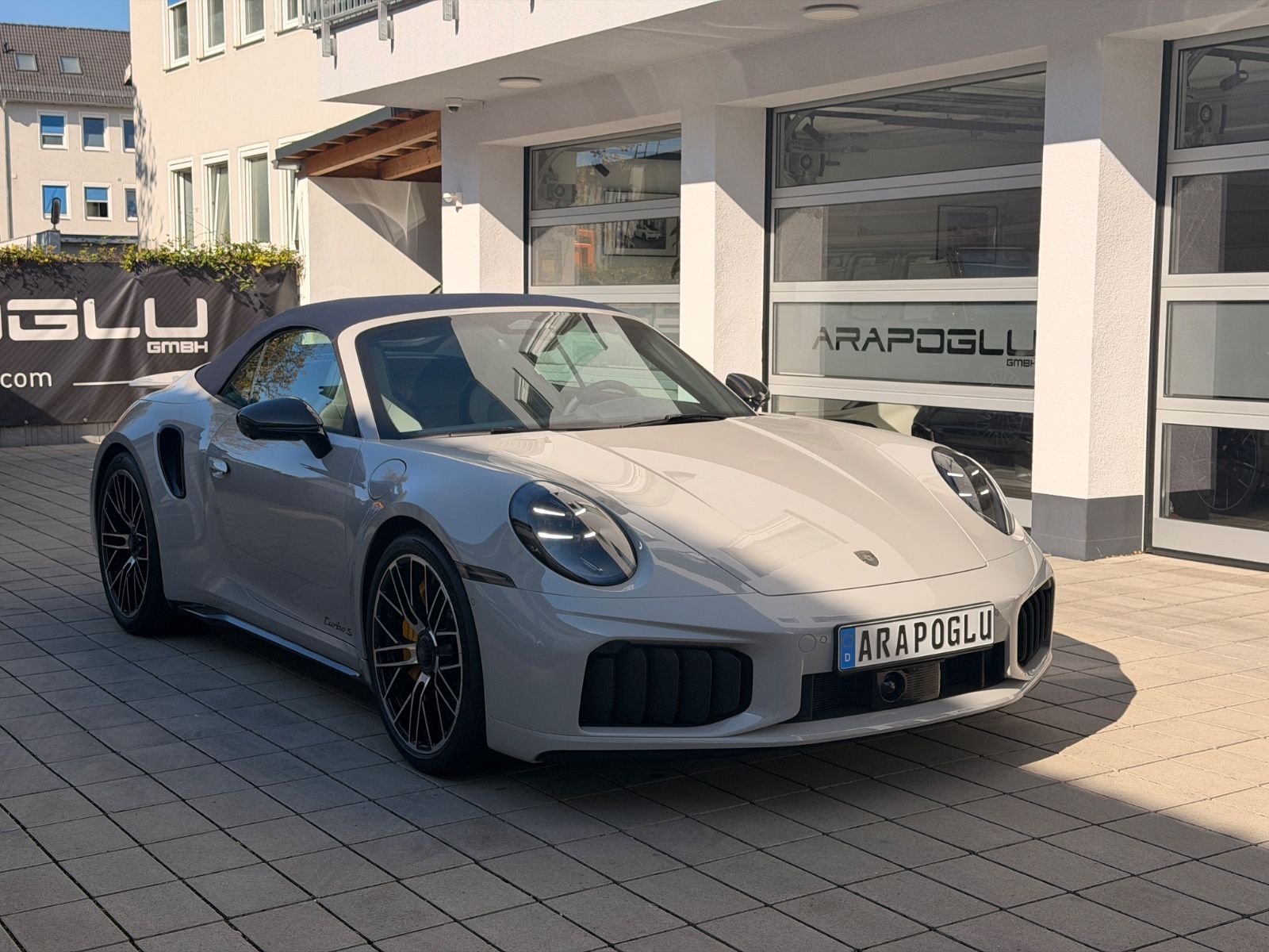Porsche 992.2 Turbo S Cabriolet *BURM*CARBON*BICOLOR-INT imagem 2