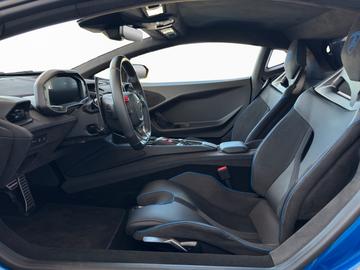 صورة 6 لـ 2025 Lamborghini TEMERARIO