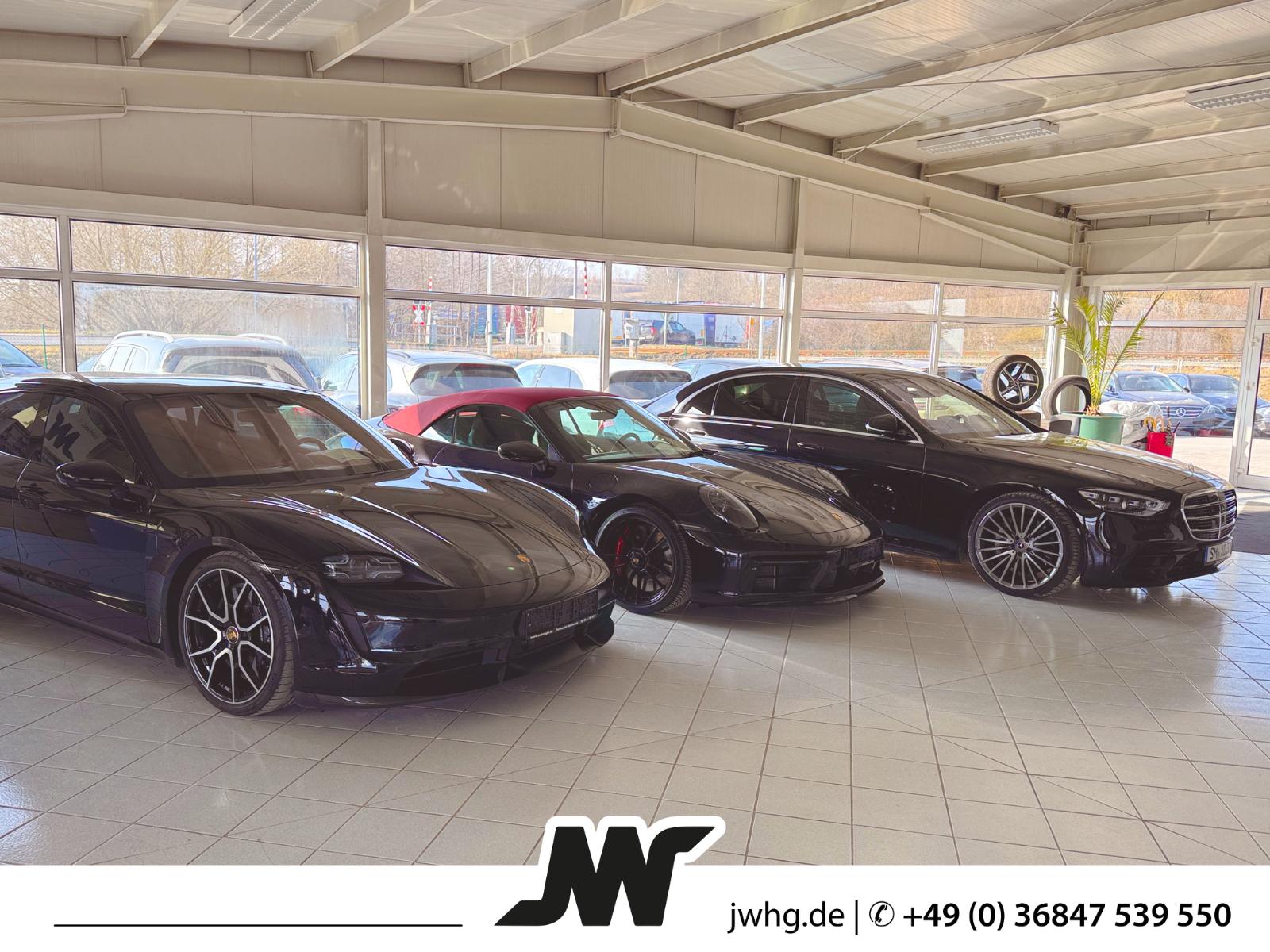 showroom-image-top