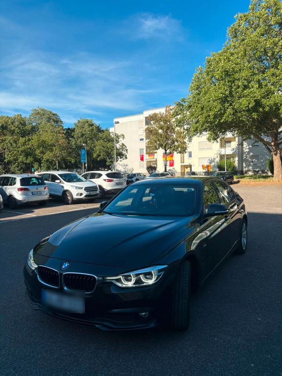 Image of BMW 320