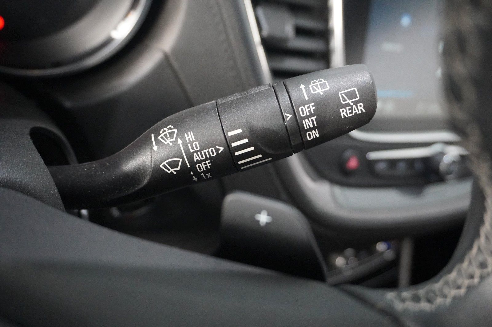 Fahrzeugabbildung Opel Grandland (X) ULTIMATE 4HYBRID NAVI/LED/360°/SHZ