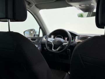 Volkswagen Tiguan - 12
