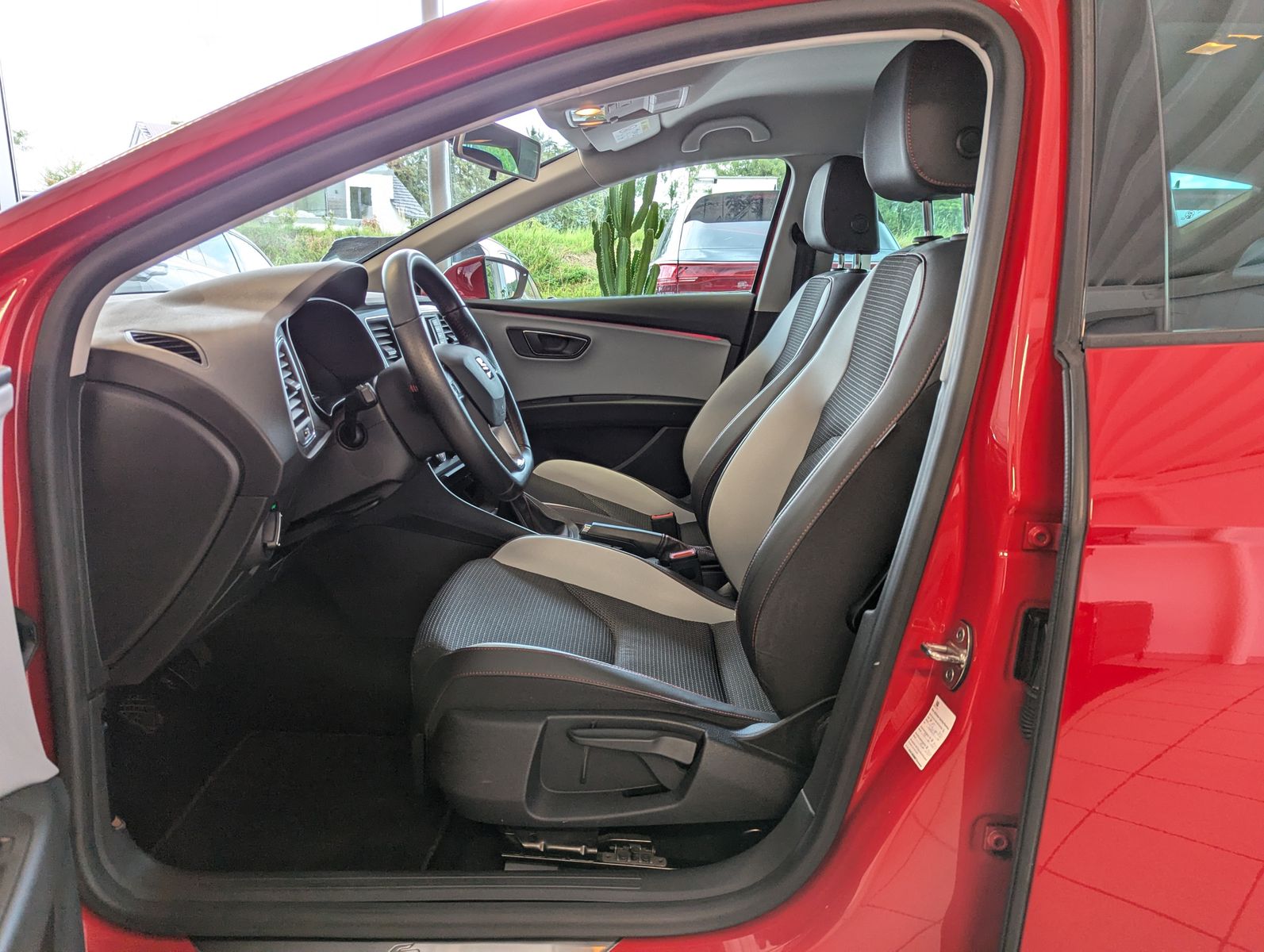 SEAT Leon 1.4 TSI ATC FR Emocion-Rot LED T-Leder AHK - Image 13