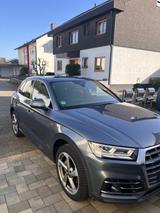 Audi Q5 2.0 TDI 140kW S tronic quattro design design - Audi Q5 design mit Diesel-Antrieb