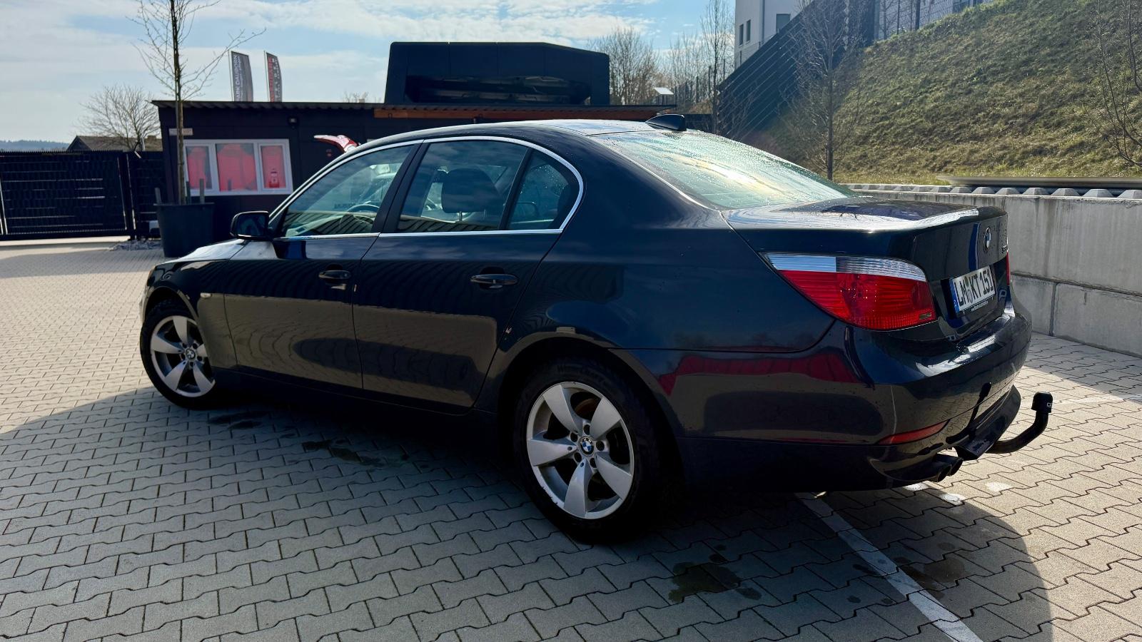 BMW 530i - 8-fach bereift
