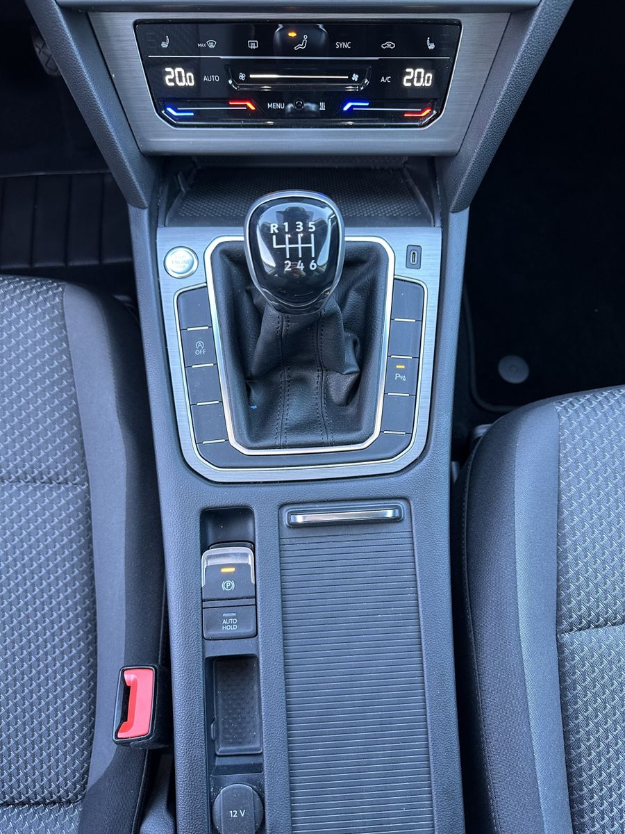 Fahrzeugabbildung Volkswagen Passat Variant 2.0 TDI Business NAV+LED+KAM+SHZ