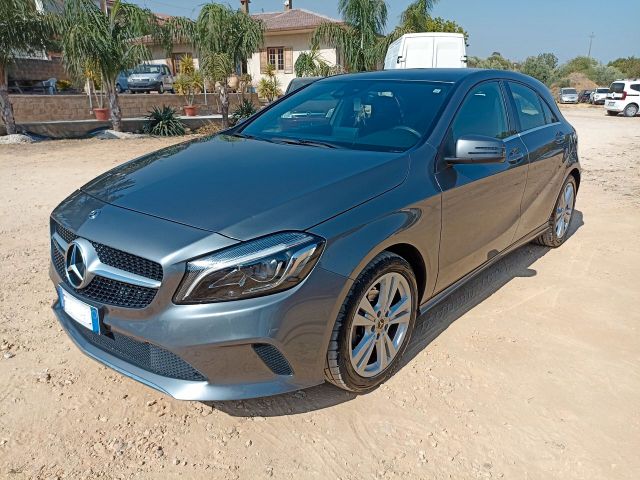 Mercedes-Benz Mercedes-benz A 180 d Premium 110 Cv - 2017