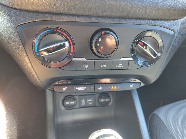Hyundai i20 Sport Klima Sitz- und Lenkradheizung