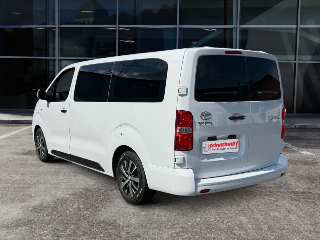 Fahrzeugabbildung Toyota Proace 2,0-l-D-4D L2 (9-Si.) Verso Shuttle