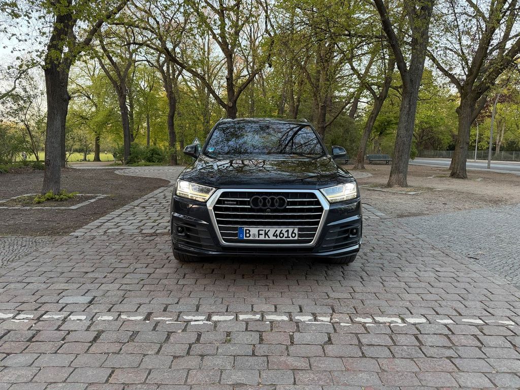 Image of Audi Q7