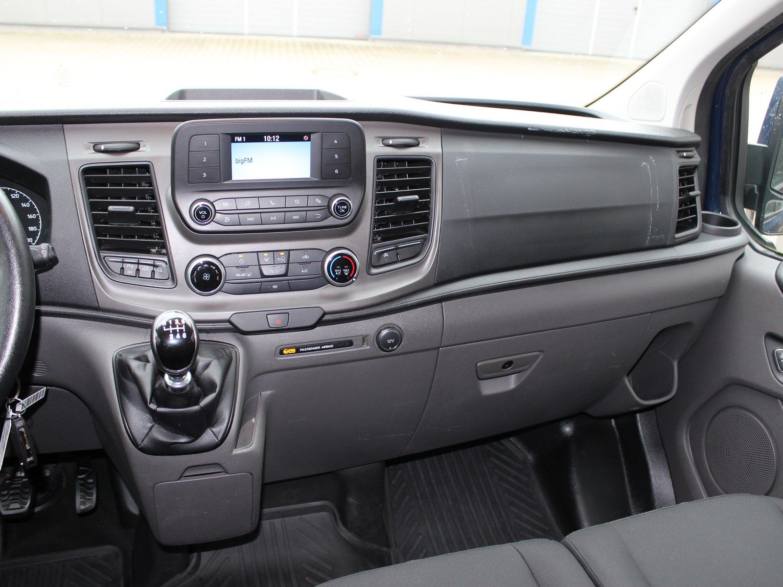 Fahrzeugabbildung Ford Transit Custom 320 L2 Trend 2,0 TDCi