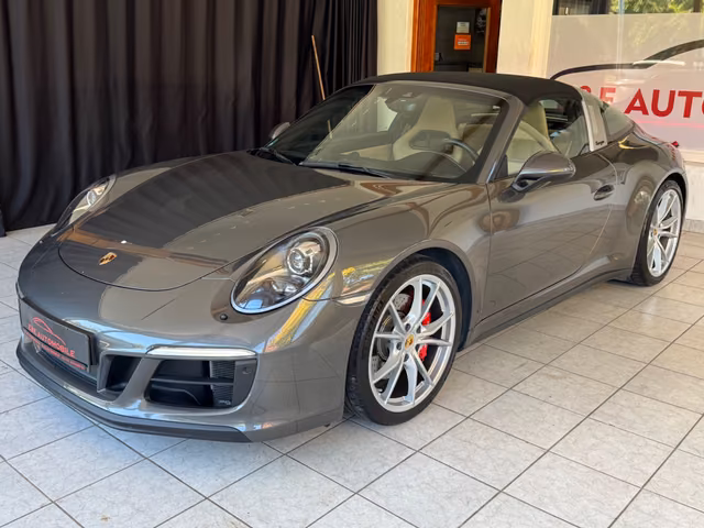 Porsche 911 Targa 4 GTS SCHALTER|CARBON|SCHALENSITZE