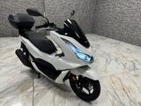 Honda WW125A PCX - HONDA HONDA125