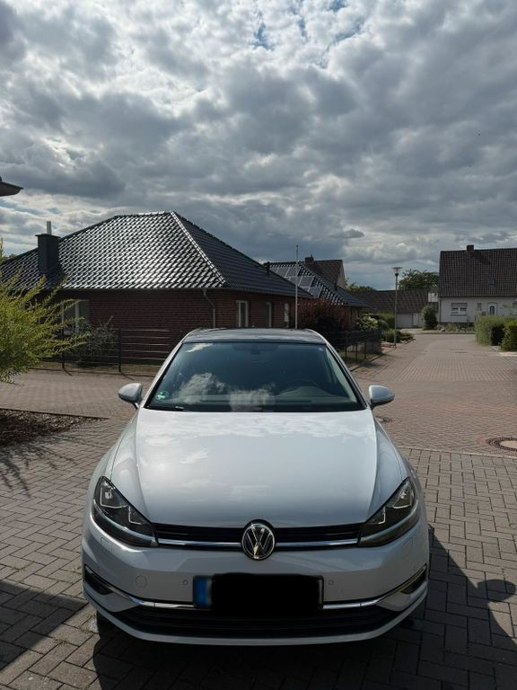 Image of Volkswagen Golf