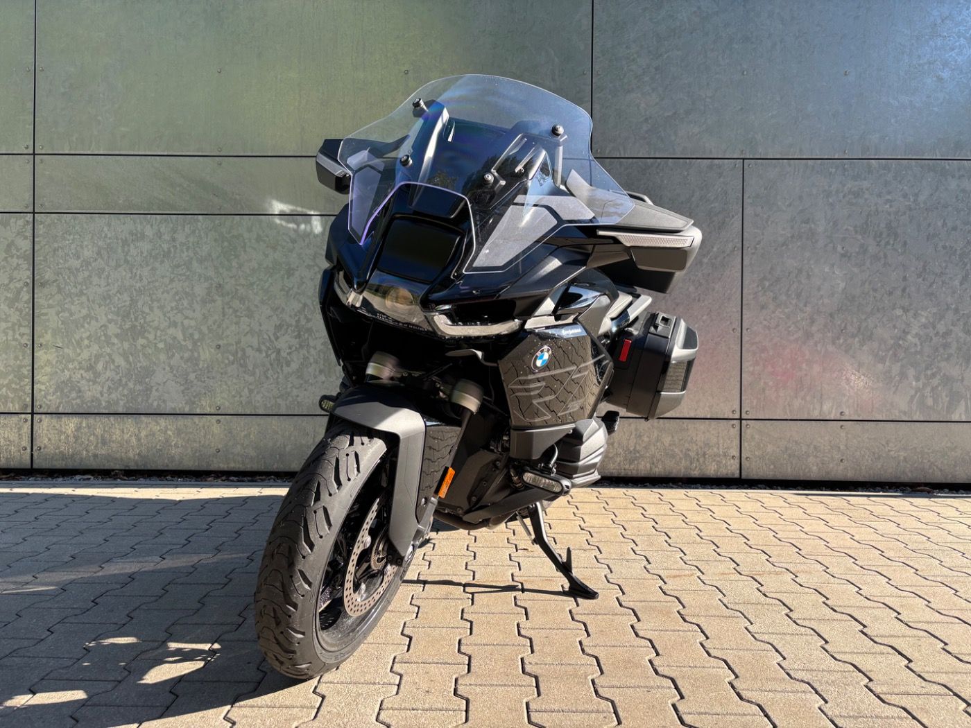 Fahrzeugabbildung BMW R 1300 RT 4 Pakete
